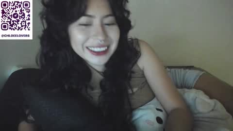 Snapshot of _scarletgirl_ chatting on 23, 3, 2026 Chloee online show from 23, 3, 2026