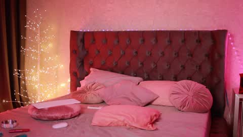 Selena online show from 13, 1, 2025