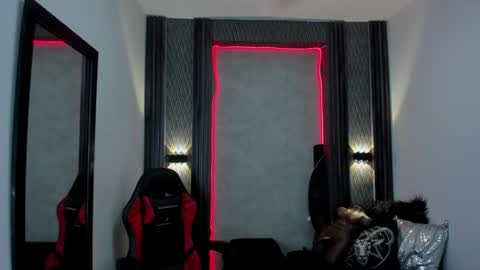 Snapshot of _selene_red chatting on 11, 1, 2025 Selene online show from 11, 1, 2025