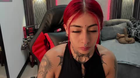 Snapshot of _selene_red chatting on 3, 2, 2025 Selene online show from 3, 2, 2025