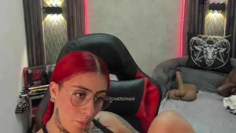 Snapshot of _selene_red chatting on 10, 2, 2025 Selene online show from 10, 2, 2025