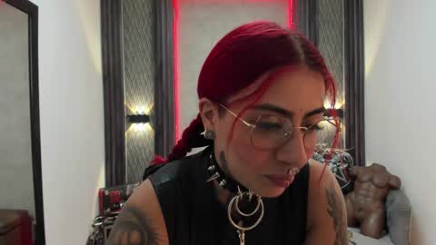 Snapshot of _selene_red chatting on 12, 2, 2025 Selene online show from 12, 2, 2025