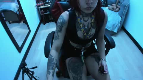 Snapshot of _selene_red chatting on 27, 2, 2025 Selene online show from 27, 2, 2025
