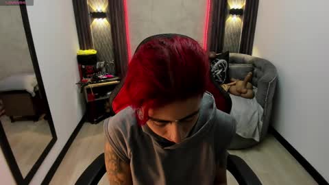 Snapshot of _selene_red chatting on 28, 2, 2025 Selene online show from 28, 2, 2025