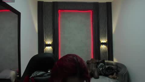 Snapshot of _selene_red chatting on 4, 3, 2025 Selene online show from 4, 3, 2025