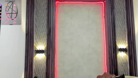 Snapshot of _selene_red chatting on 4, 3, 2025 Selene online show from 4, 3, 2025