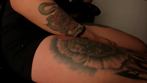 Snapshot of _selene_red chatting on 17, 10, 2025 Selene online show from 17, 10, 2025