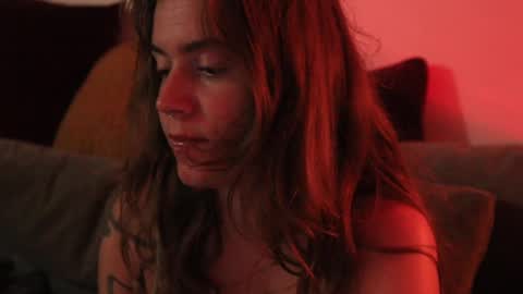 Snapshot of _sensualia_ chatting on 18, 1, 2025 Lia online show from 18, 1, 2025