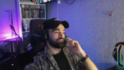 Ask me online show from 25, 9, 2025