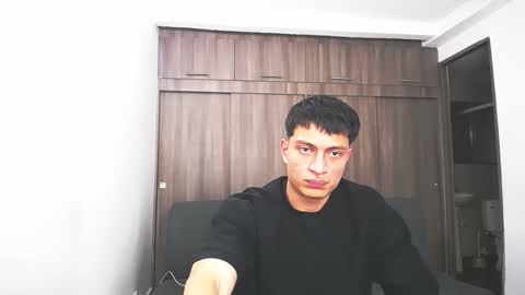 Juan Pablo-independent model online show from 22, 3, 2026