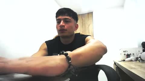 Juan Pablo-independent model online show from 26, 6, 2026