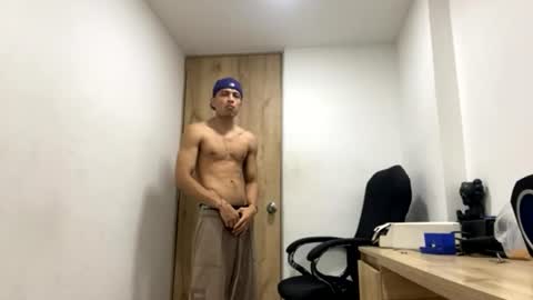 Juan Pablo-independent model online show from 2, 7, 2026