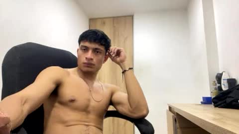 Juan Pablo-independent model online show from 5, 7, 2026
