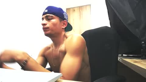 Juan Pablo-independent model online show from 6, 7, 2026