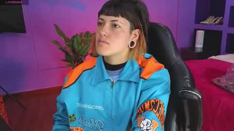 _sharlotte777 online show from 20, 10, 2025