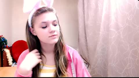 Snapshot of _shy_bunny__ chatting on 14, 1, 2025 Mari online show from 14, 1, 2025