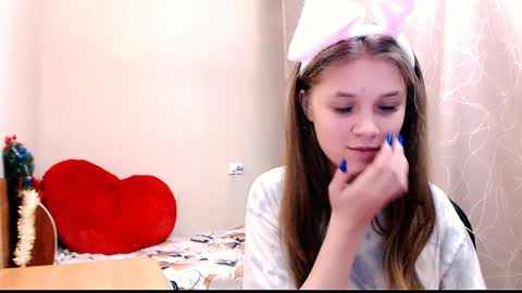 Snapshot of _shy_bunny__ chatting on 16, 1, 2025 Mari online show from 16, 1, 2025