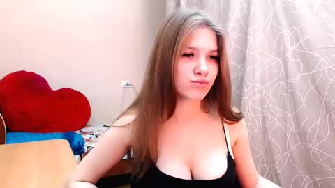 Snapshot of _shy_bunny__ chatting on 11, 2, 2025 Mari online show from 11, 2, 2025