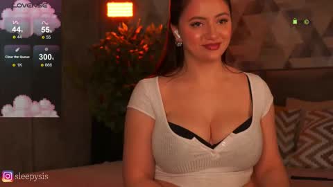 Snapshot of _sleepysis_ chatting on 8, 11, 2025 Ann online show from 8, 11, 2025