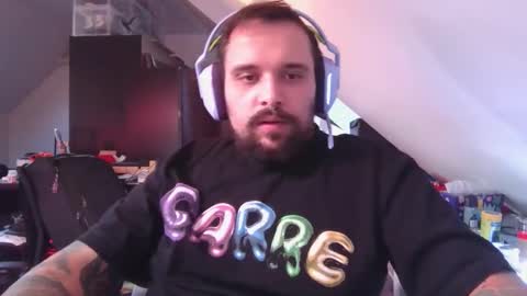 _smiley_bear27 online show from 20, 9, 2025