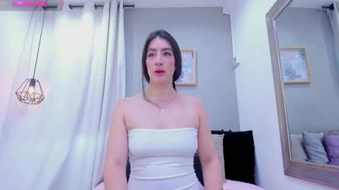    640  200   online show from 5, 10, 2025