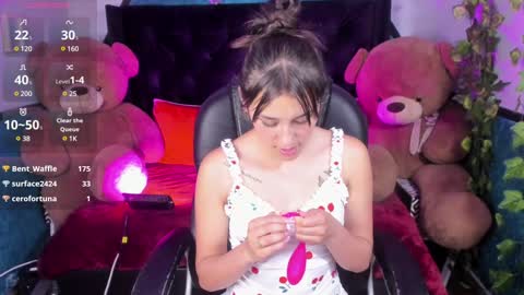 Sophie  online show from 12, 1, 2025