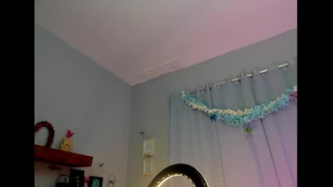 Sophie  online show from 17, 1, 2026