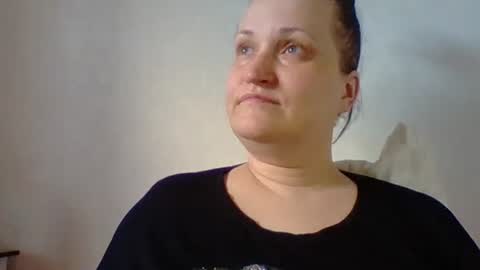 Snapshot of _squirty_pussyyy_ chatting on 23, 2, 2025 Melisa online show from 23, 2, 2025