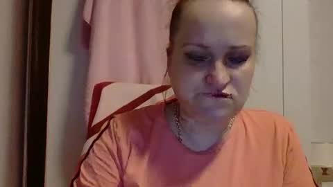 Snapshot of _squirty_pussyyy_ chatting on 28, 2, 2025 Melisa online show from 28, 2, 2025