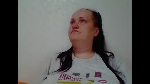 Snapshot of _squirty_pussyyy_ chatting on 12, 9, 2025 Melisa online show from 12, 9, 2025