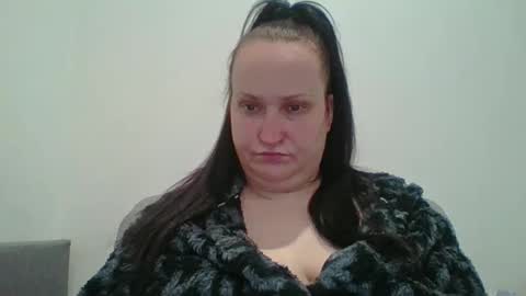 Snapshot of _squirty_pussyyy_ chatting on 14, 10, 2025 Melisa online show from 14, 10, 2025