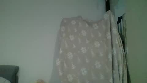 Snapshot of _squirty_pussyyy_ chatting on 12, 11, 2025 Melisa online show from 12, 11, 2025