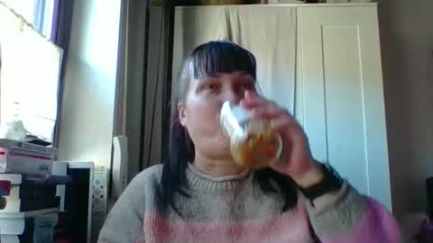 Snapshot of _squirty_pussyyy_ chatting on 18, 3, 2026 Melisa online show from 18, 3, 2026