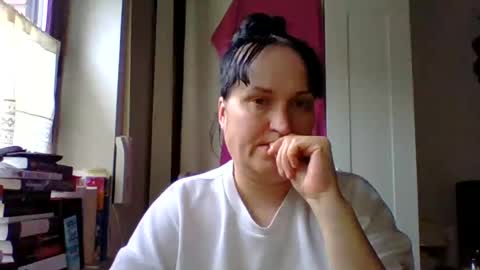Snapshot of _squirty_pussyyy_ chatting on 12, 6, 2026 Melisa online show from 12, 6, 2026