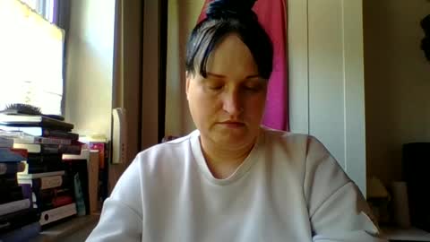 Snapshot of _squirty_pussyyy_ chatting on 18, 6, 2026 Melisa online show from 18, 6, 2026