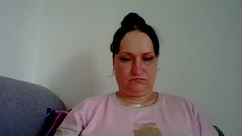 Snapshot of _squirty_pussyyy_ chatting on 16, 7, 2026 Melisa online show from 16, 7, 2026