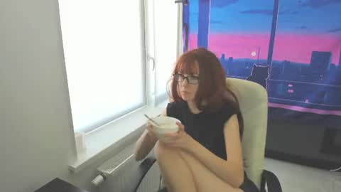 Snapshot of _suunbeam_ chatting on 28, 6, 2026 Sun online show from 28, 6, 2026
