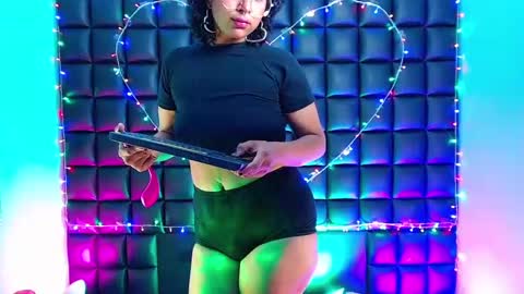 Snapshot of _sweet_kuromi chatting on 22, 12, 2024 Kuromi online show from 22, 12, 2024