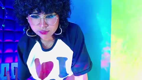 Snapshot of _sweet_kuromi chatting on 8, 1, 2025 Kuromi online show from 8, 1, 2025