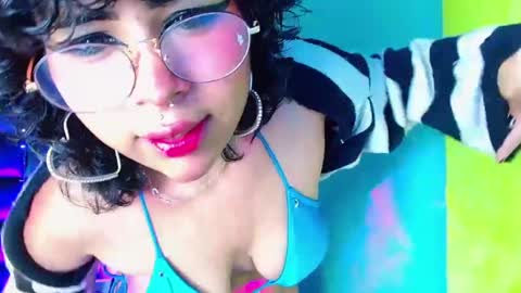 Snapshot of _sweet_kuromi chatting on 17, 1, 2025 Kuromi online show from 17, 1, 2025