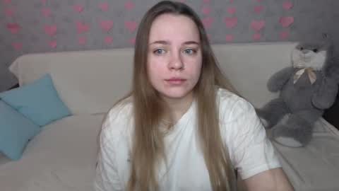 Lana online show from 16, 2, 2025