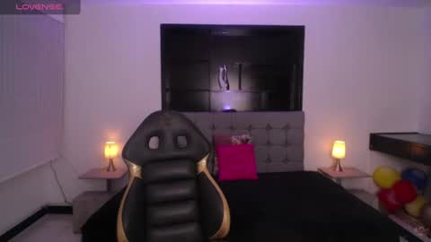 _sweet_lia_ online show from 18, 7, 2026