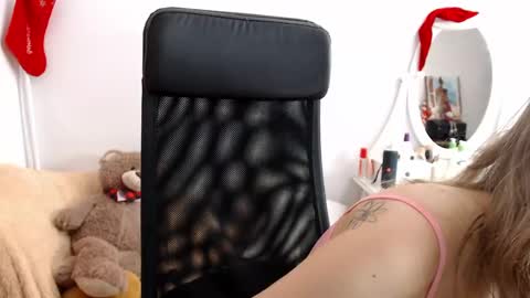 _sweettreat online show from 5, 1, 2025