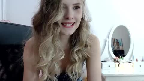 _sweettreat online show from 2, 3, 2025