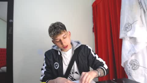 Thomas online show from 1, 1, 2025