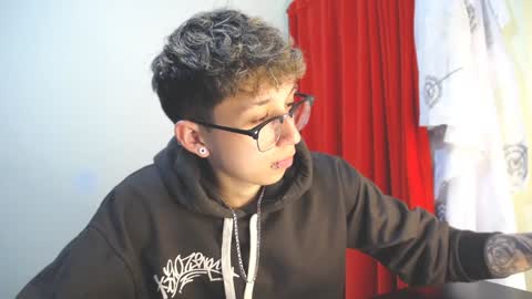 Thomas online show from 22, 1, 2025