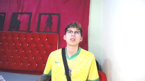 Thomas online show from 12, 2, 2025