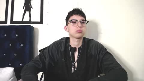 Thomas online show from 12, 9, 2025