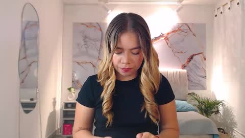 Snapshot of _tiffany1 chatting on 26, 10, 2025 _tiffany1 online show from 26, 10, 2025