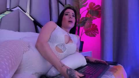 _valeria_saenz_ online show from 21, 11, 2025